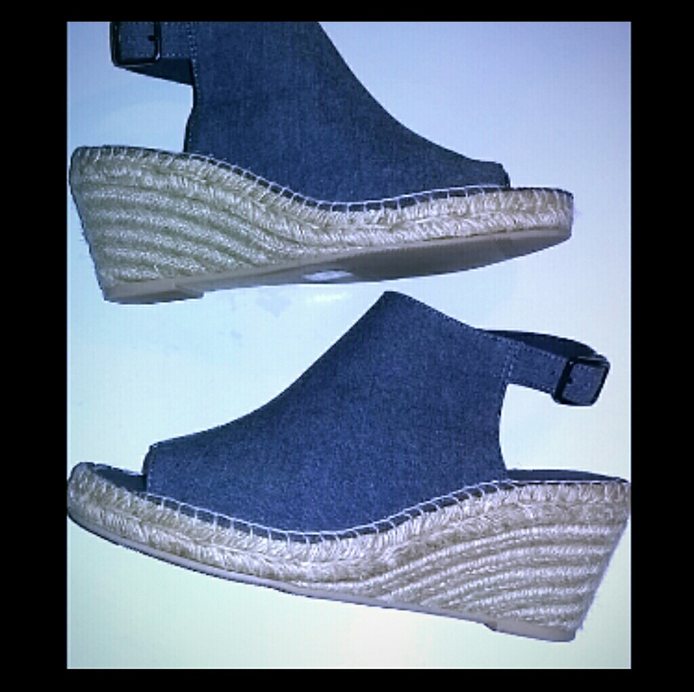 🎯FINAL SALE!🎯 EUC Gap Espadrille Wedge